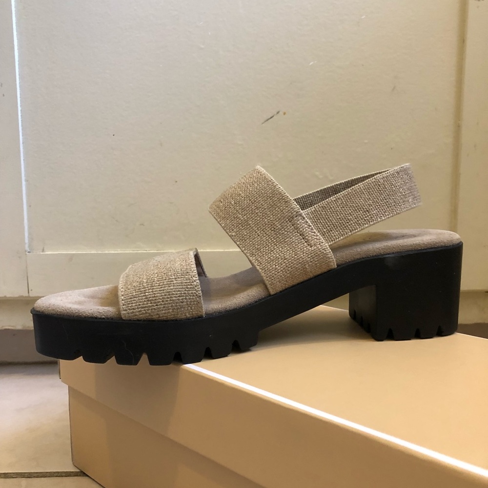Charleston Shoe Company lug sole sandal: Sz. 7.5